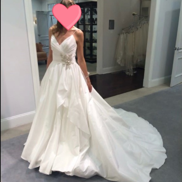 Wedding dress size 8 - Picture 1 of 6
